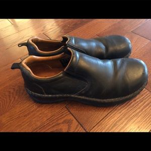 Men’s 10.5 Red wing steel toed work shoes
